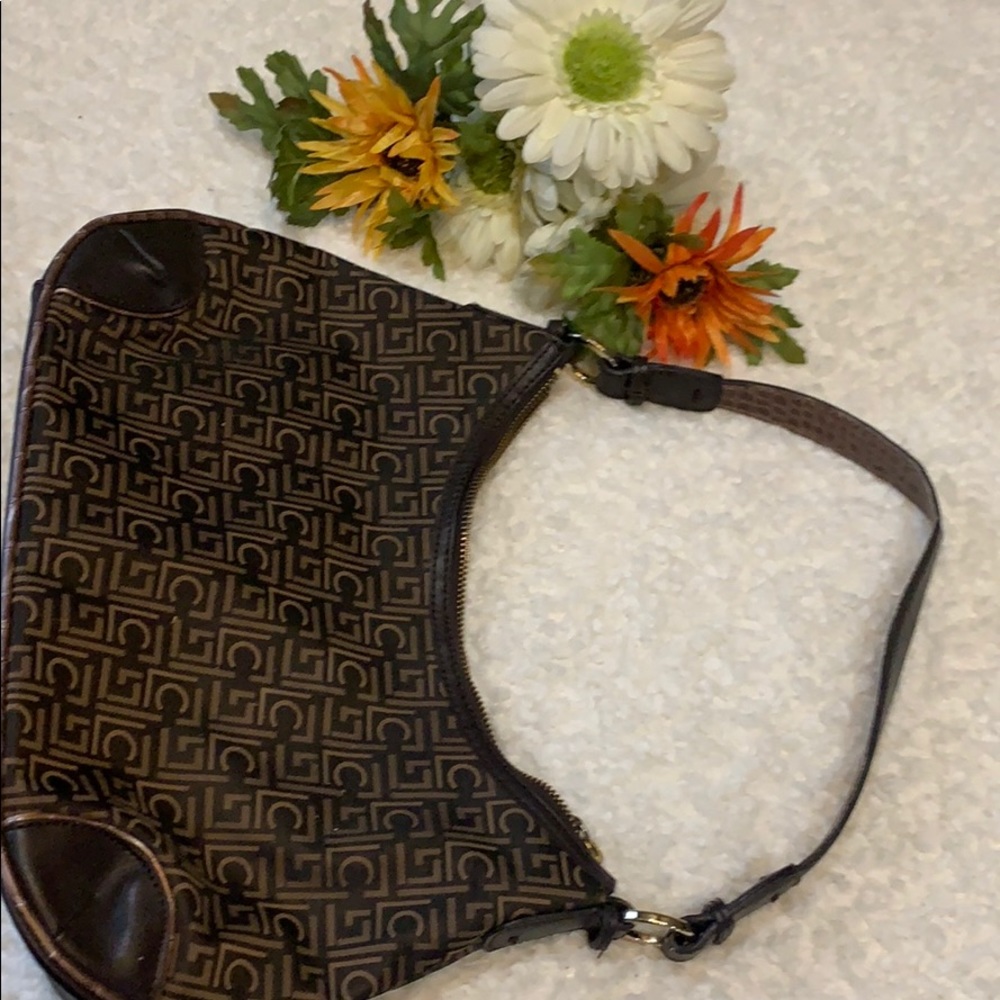 EUC Liz Claiborne shoulder bag